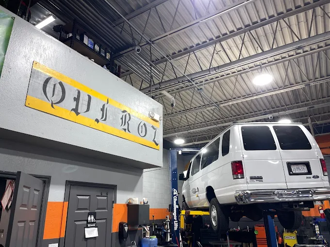 Quiroz Auto Center shop photo 2